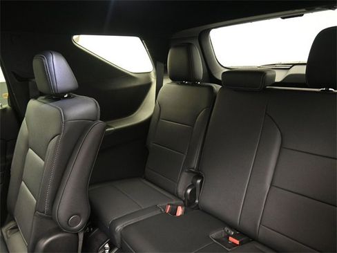 New 2026 Chevrolet Traverse LT w/ Driver Confidence Package image 9