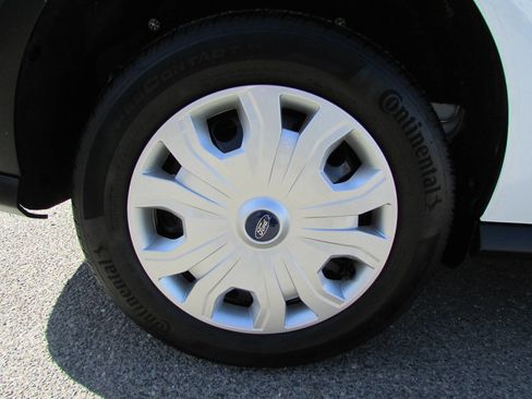 Used 2022 Ford Transit Connect XL image 10