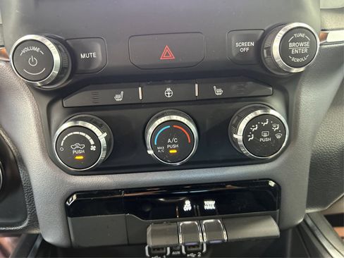 Used 2024 RAM 1500 Big Horn AWD/4WD image 27