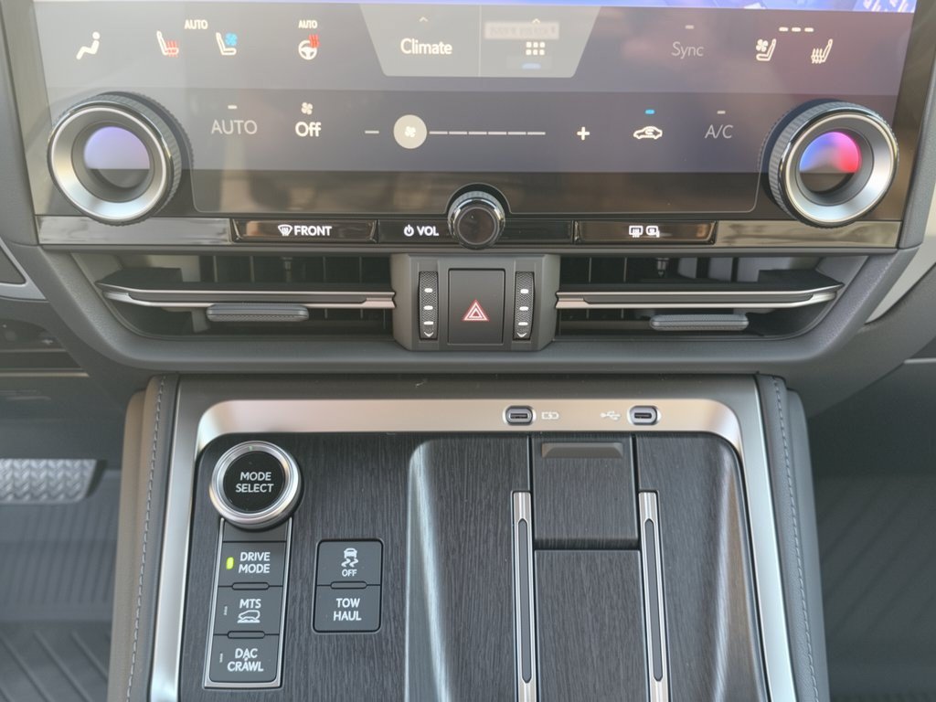 New 2026 Lexus GX 550 AWD/4WD image 22