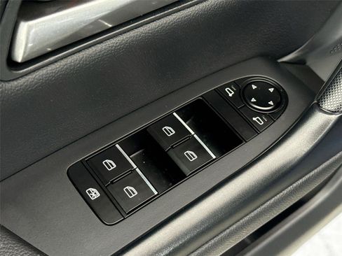 Certified 2025 MAZDA CX-50 AWD 2.5 Hybrid w/ Premium Pkg image 29