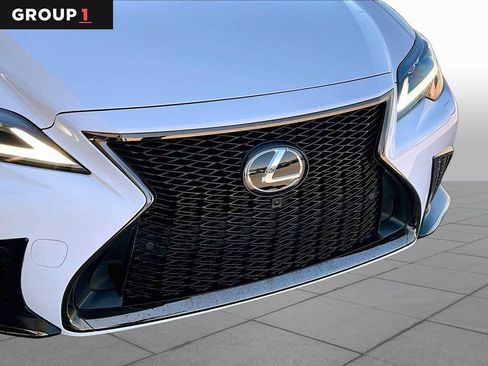 Used 2024 Lexus LS 500 F Sport w/ Dynamic Handling Package RWD image 30