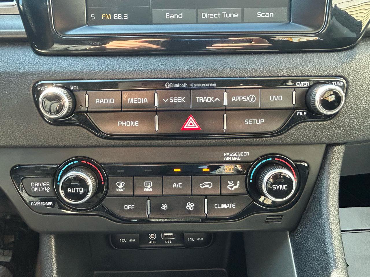 Used 2019 Kia Niro LX FWD image 25
