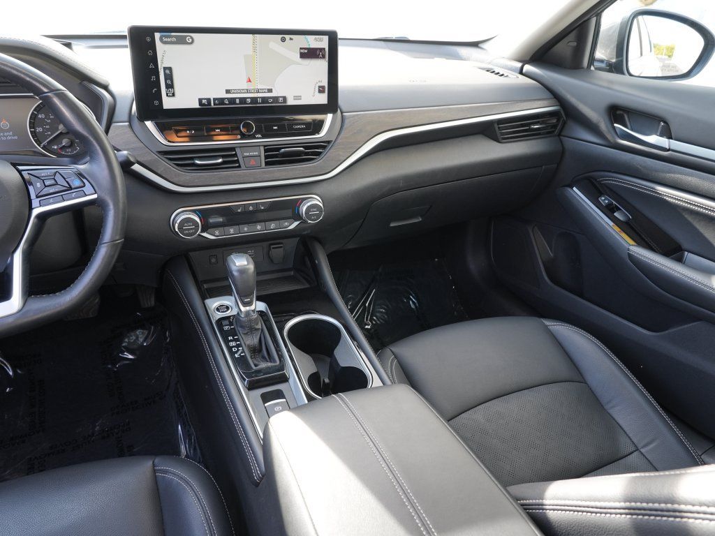 Used 2023 Nissan Altima 2.5 SL AWD/4WD image 21