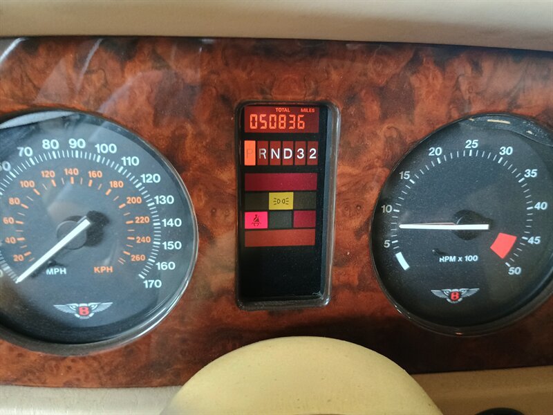 Used 1999 Bentley Azure RWD image 14