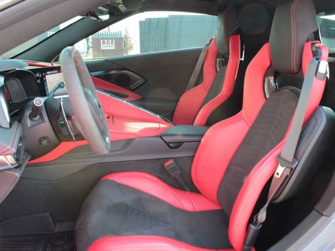 Used 2025 Chevrolet Corvette Z06 image 21