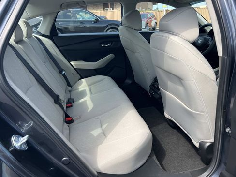 Used 2025 Honda Accord SE image 31