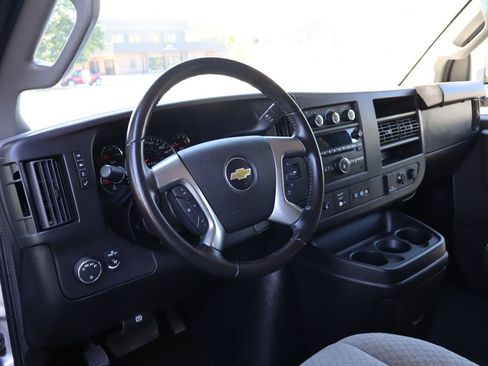 Used 2016 Chevrolet Express 3500 LT w/ LT Preferred Equipment Group RWD image 16