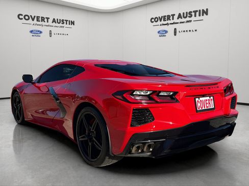 Used 2022 Chevrolet Corvette Stingray Coupe w/ 1LT RWD image 3