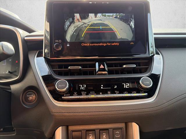 Used 2024 Toyota Corolla Cross AWD Hybrid w/ Convenience Package image 17