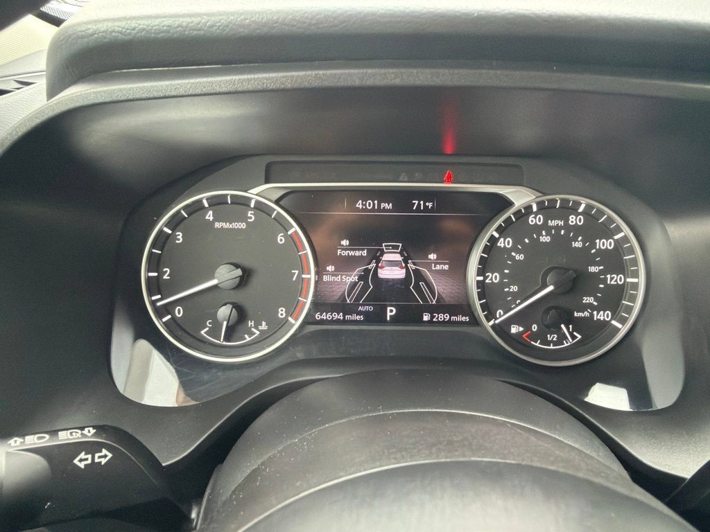Used 2024 Nissan Rogue S AWD/4WD image 27
