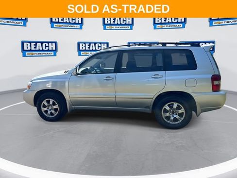 Used 2006 Toyota Highlander 2WD V6 w/ Appearance Pkg image 5