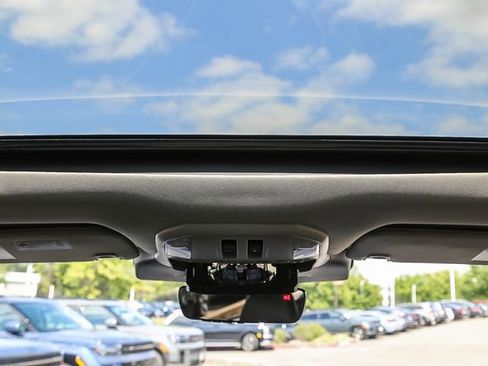 Used 2023 Subaru Ascent Limited w/ Technology Package AWD/4WD image 18
