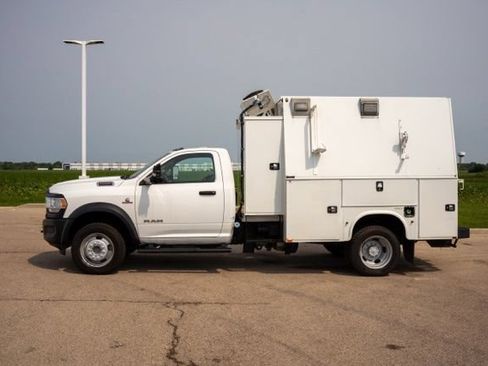 Used 2020 RAM 5500 Tradesman w/ Safety Group AWD/4WD image 4