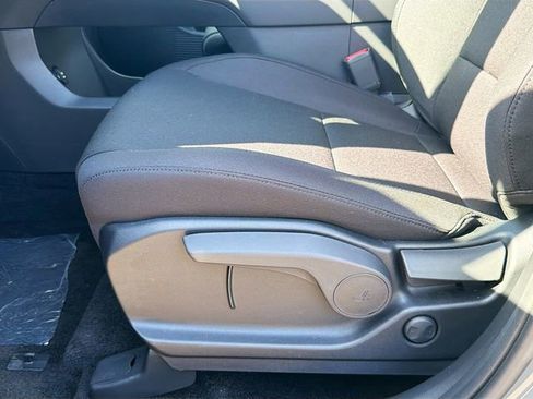 New 2026 Hyundai Santa Fe SE FWD image 18