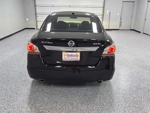 Used 2015 Nissan Altima 3.5 SL FWD image 4