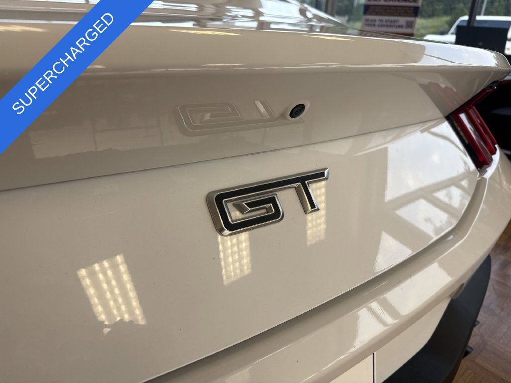 Used 2024 Ford Mustang GT RWD image 6