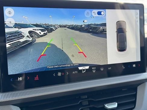 New 2026 Ford Explorer Active image 18