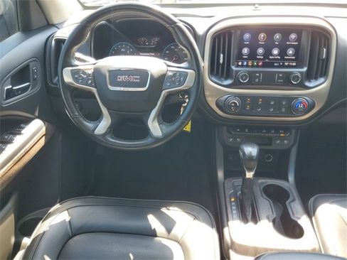 Certified 2022 GMC Canyon Denali image 15