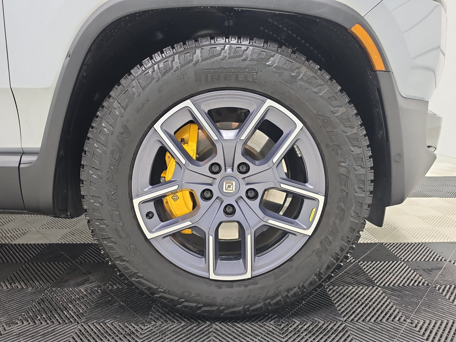 Used 2023 Rivian R1S Adventure Quad AWD/4WD image 11