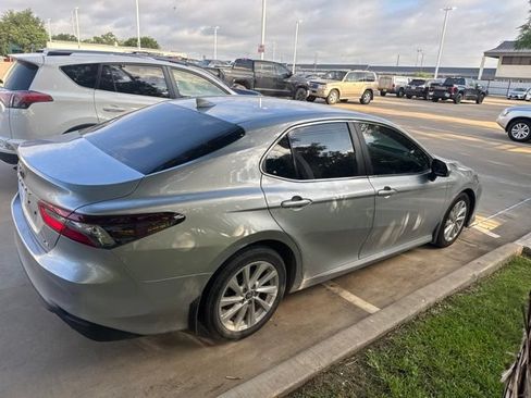 Used 2024 Toyota Camry LE FWD image 3