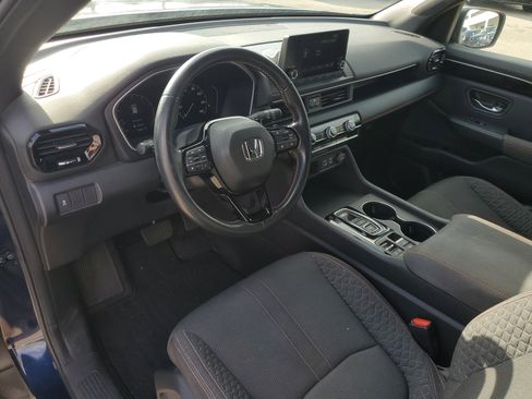 Used 2023 Honda Pilot Sport image 28