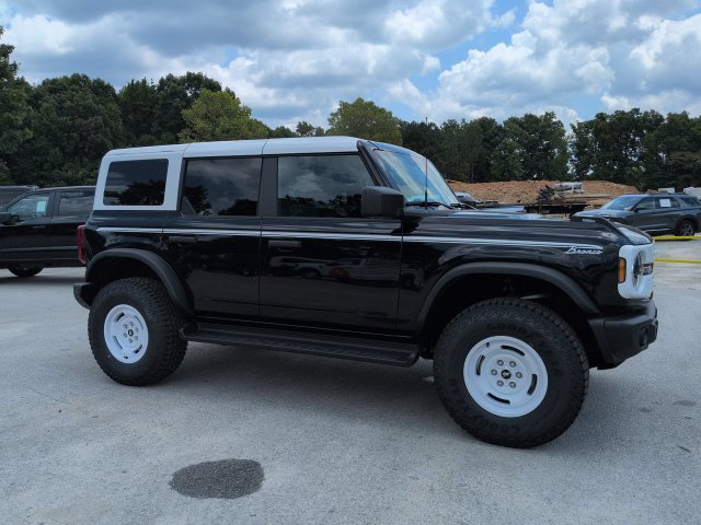New 2026 Ford Bronco Heritage Edition AWD/4WD image 2