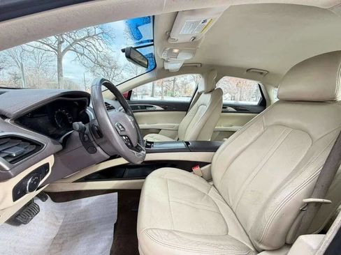 Used 2013 Lincoln MKZ image 12