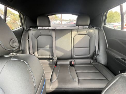 Used 2025 Buick Envista Sport Touring image 36