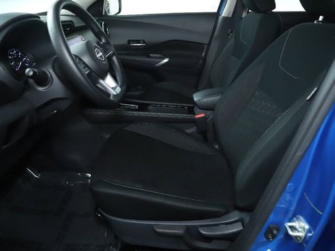 Certified 2024 Nissan Kicks SV w/ Interior Electronics Package image 18