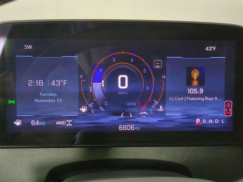 Certified 2025 Chevrolet Traverse Z71 w/ Driver Confidence Package image 11