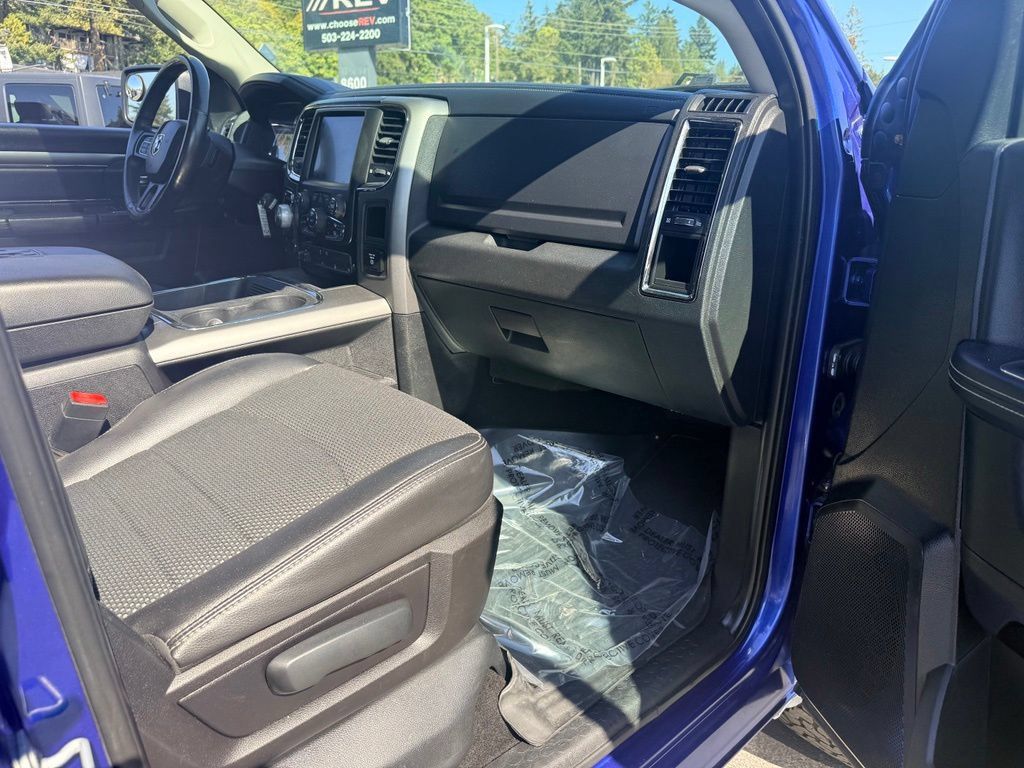 Used 2016 RAM 1500 Sport w/ Sport Premium Group AWD/4WD image 30
