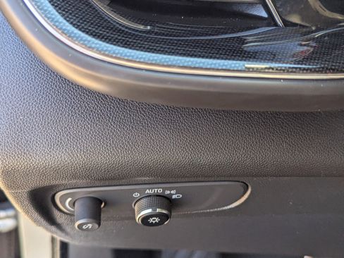 Used 2023 Buick Envision Preferred w/ Sport Touring Package image 15