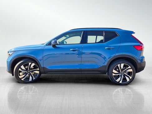 Used 2023 Volvo XC40 B5 Ultimate w/ Protection Package Premier AWD/4WD image 10