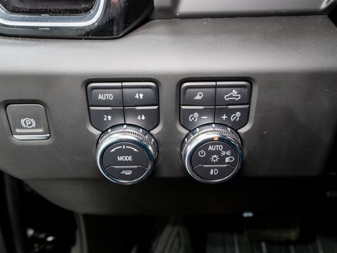 Used 2024 GMC Sierra 2500 Denali Ultimate w/ LPO, GMC Protection Package image 35