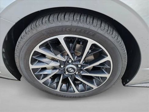 Used 2020 Hyundai Sonata SEL Plus w/ Tech Package FWD image 10