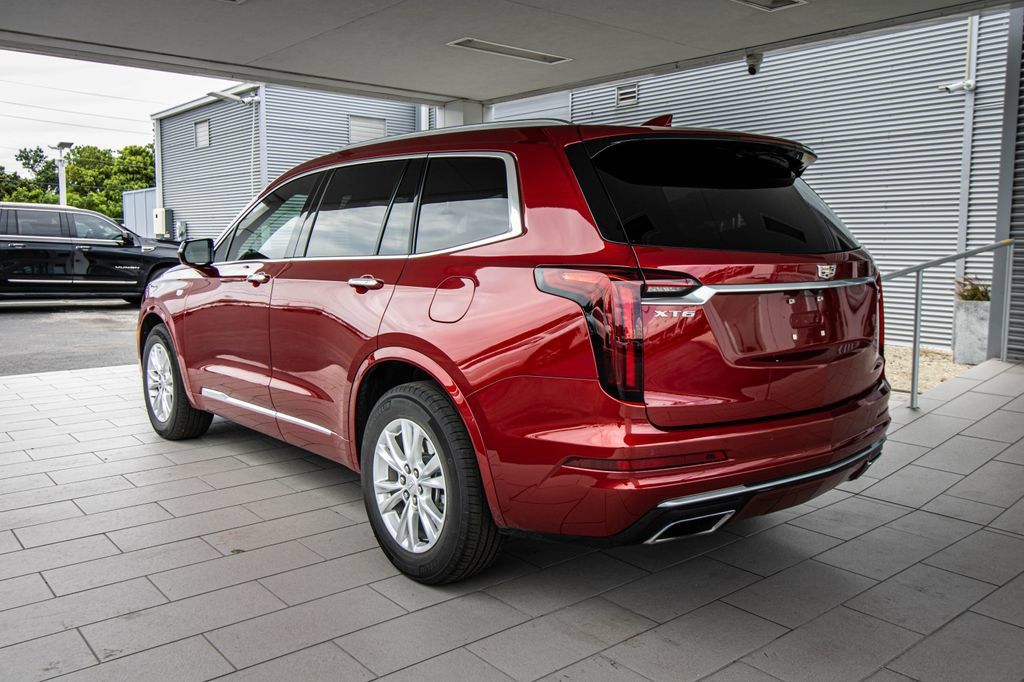 Used 2023 Cadillac XT6 Luxury FWD image 13