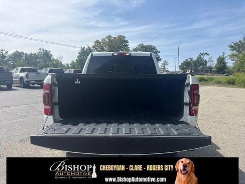 Used 2019 RAM 1500 Big Horn AWD/4WD image 7