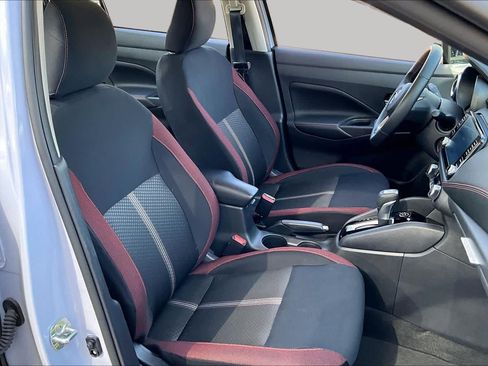 Certified 2025 Nissan Versa SR w/ Trunk Package FWD image 9