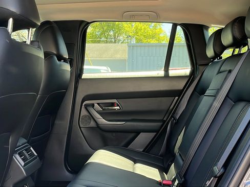 Used 2023 MAZDA CX-50 AWD 2.5 S w/ Premium Plus Pkg image 21
