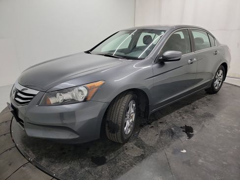 Used 2012 Honda Accord LX image 3