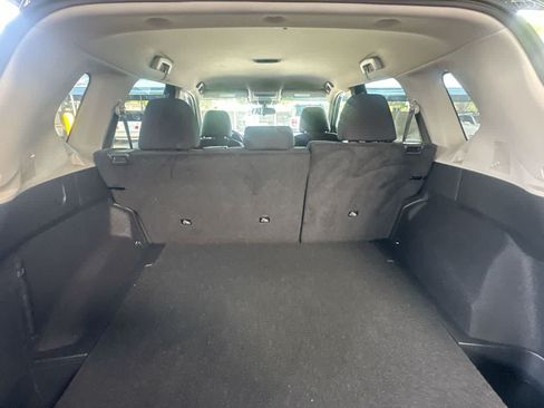 Used 2023 Nissan Rogue S FWD image 25