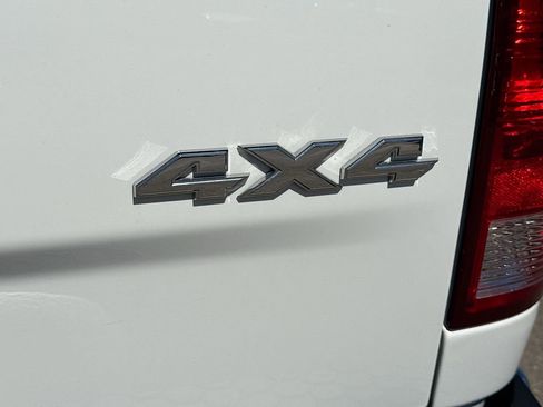 Used 2024 RAM 1500 Classic SLT AWD/4WD image 11