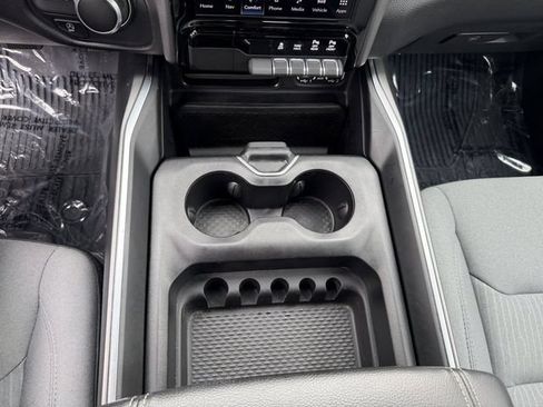 Used 2024 RAM 1500 Big Horn RWD image 21