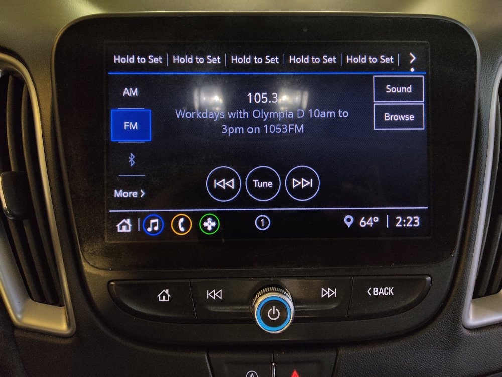 Used 2025 Chevrolet Malibu RS FWD image 25