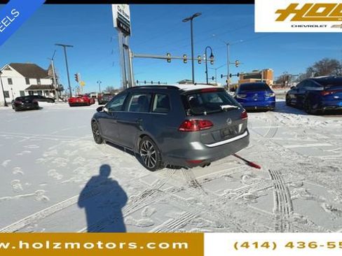 Used 2016 Volkswagen Golf Limited Edition image 6