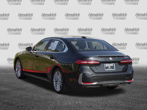 Certified 2025 BMW 530i xDrive w/ Premium Package image 7