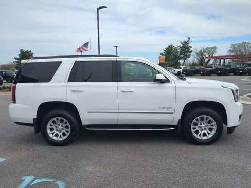 Used 2018 GMC Yukon SLT w/ Open Road Package image 3