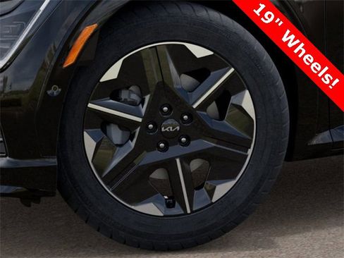 New 2025 Kia EV6 GT-Line image 9