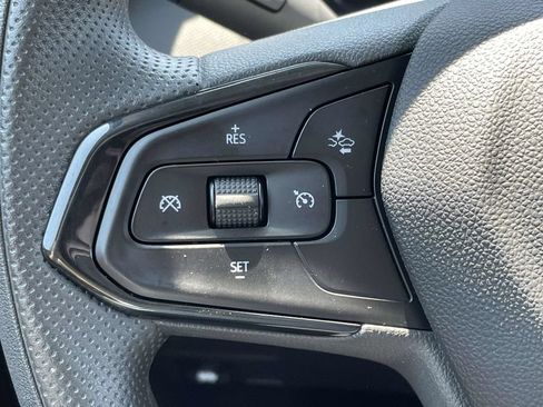Used 2025 Chevrolet TrailBlazer LT AWD/4WD image 29